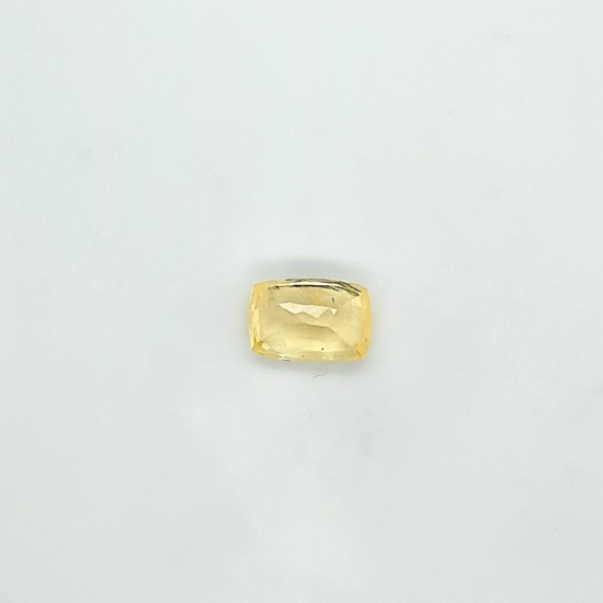 Yellow Sapphire (Pukhraj) 5.86 Ct gem quality Yellow Sapphire (Pukhraj) 5.86 Ct gem quality